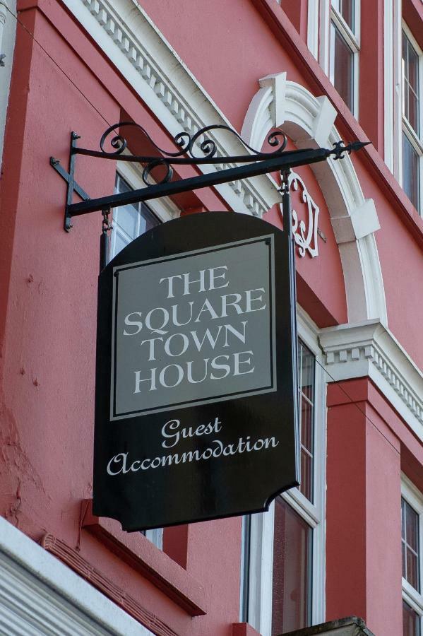 The Square Townhouse Fermoy Hotell Eksteriør bilde